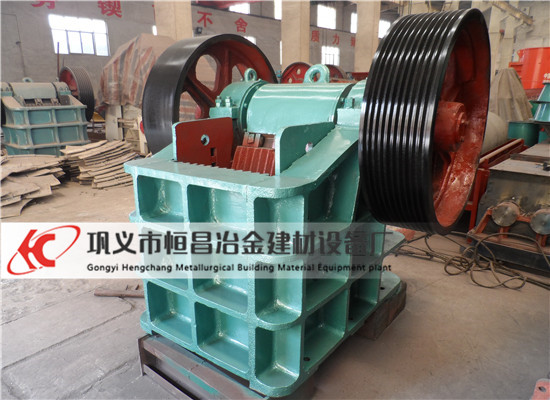 鄂式破碎機(jī)_副本.jpg 鄂式破碎機(jī)_副本.jpg